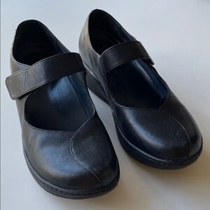 Dansko Sonoma Annie Black Leather Mary Janes 41 Comfort Clogs